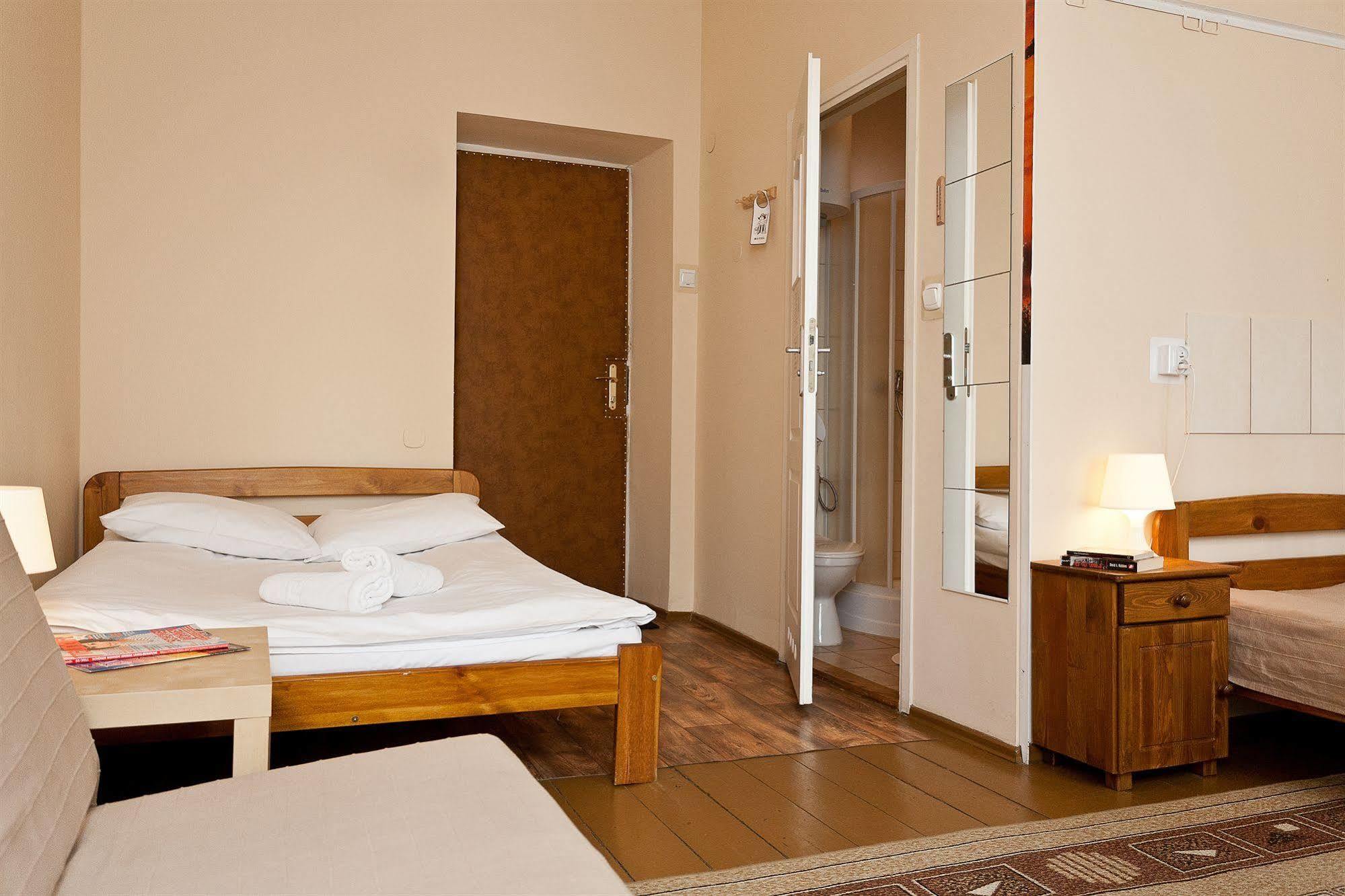 Enigma Hostel 크라쿠프 외부 사진