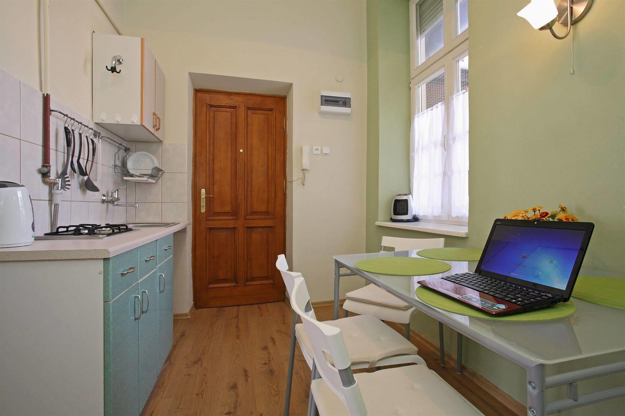 Enigma Hostel 크라쿠프 외부 사진